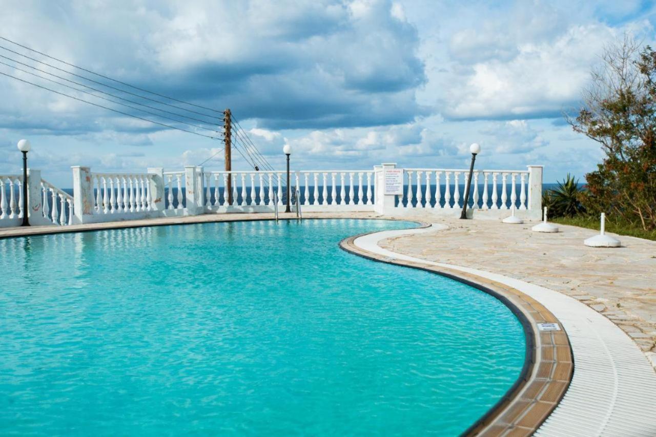 Seaclusion Vacation Villa Помос Екстер'єр фото