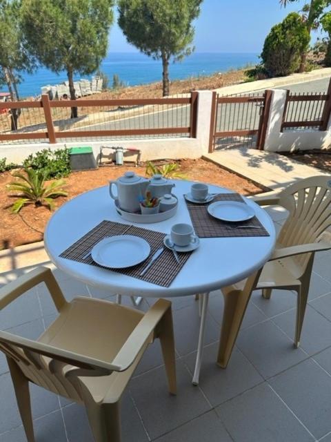 Seaclusion Vacation Villa Помос Екстер'єр фото