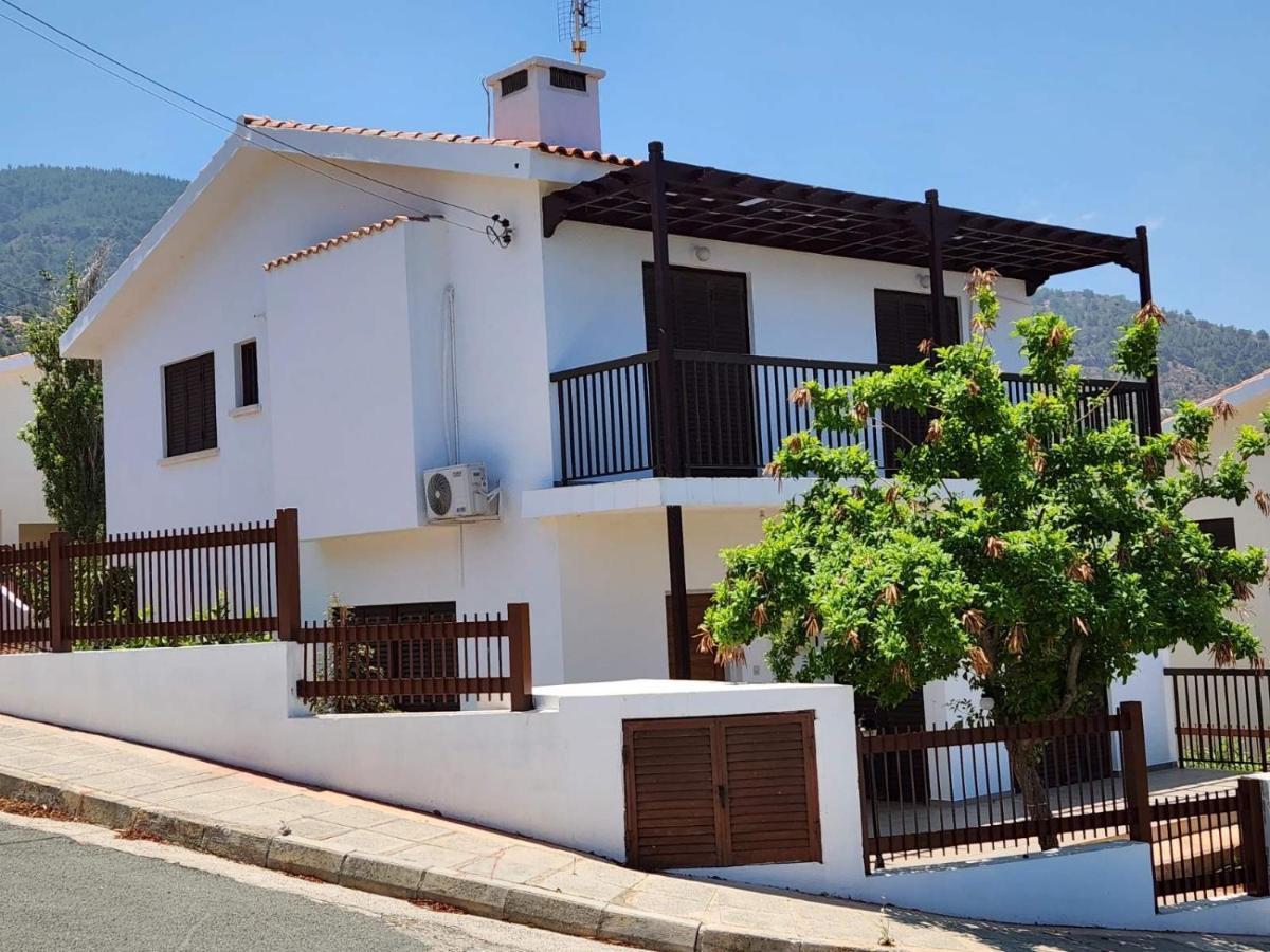 Seaclusion Vacation Villa Помос Екстер'єр фото